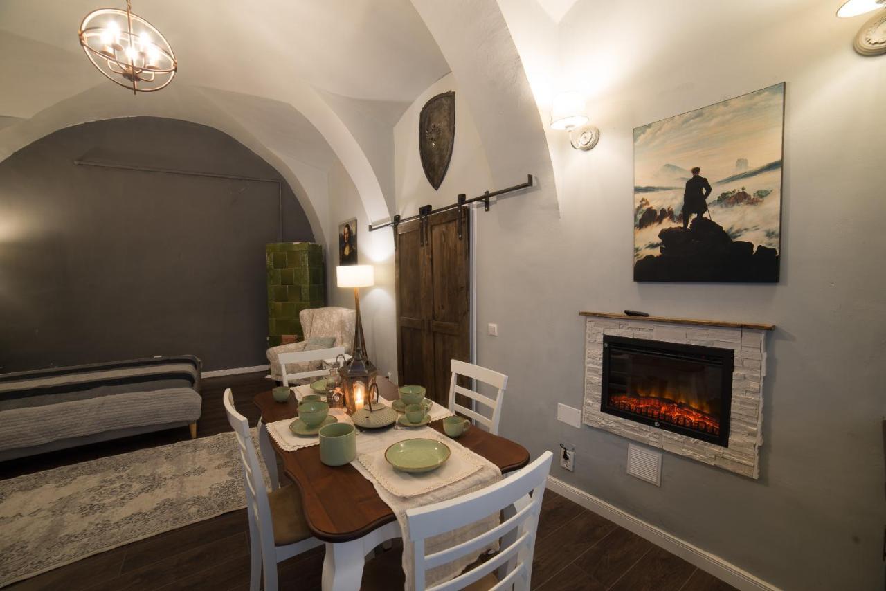 Ultra Central Medieval Apartment Cluj-Napoca Eksteriør bilde