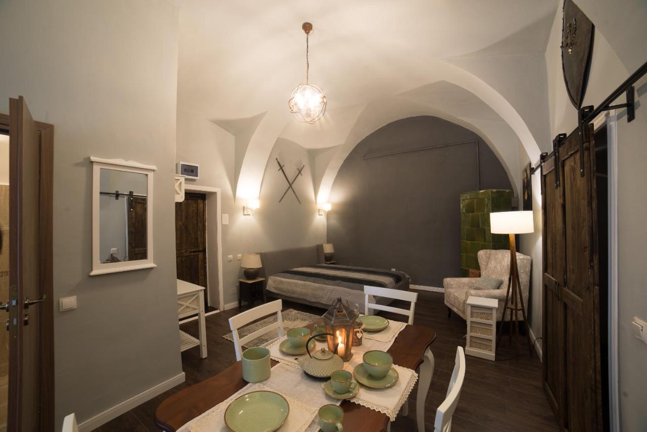 Ultra Central Medieval Apartment Cluj-Napoca Eksteriør bilde